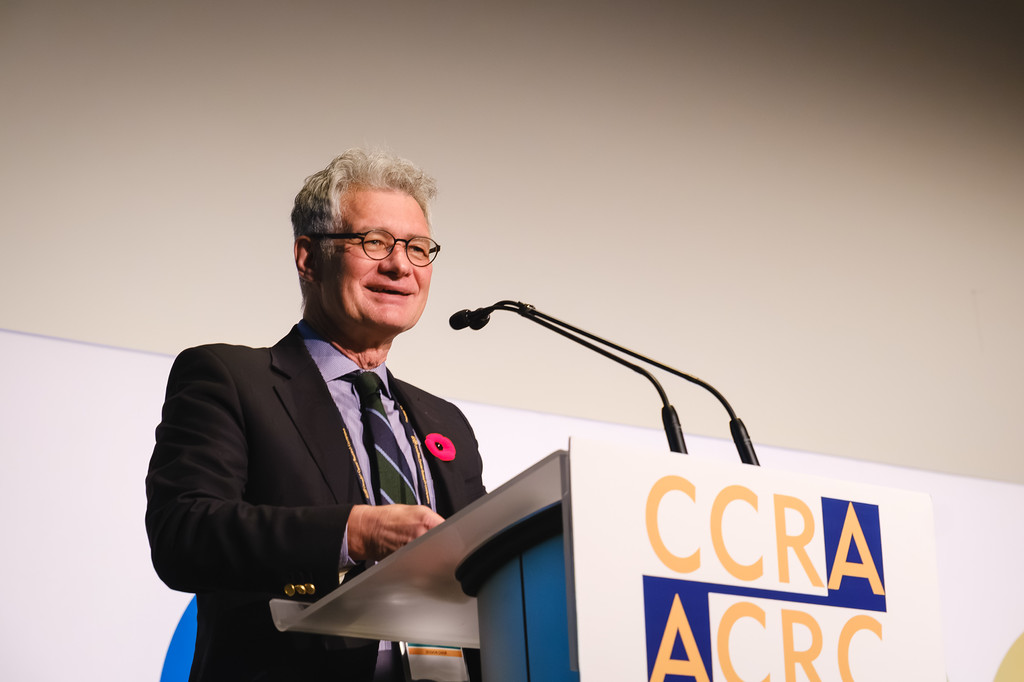 Generic Partnership Logo Image